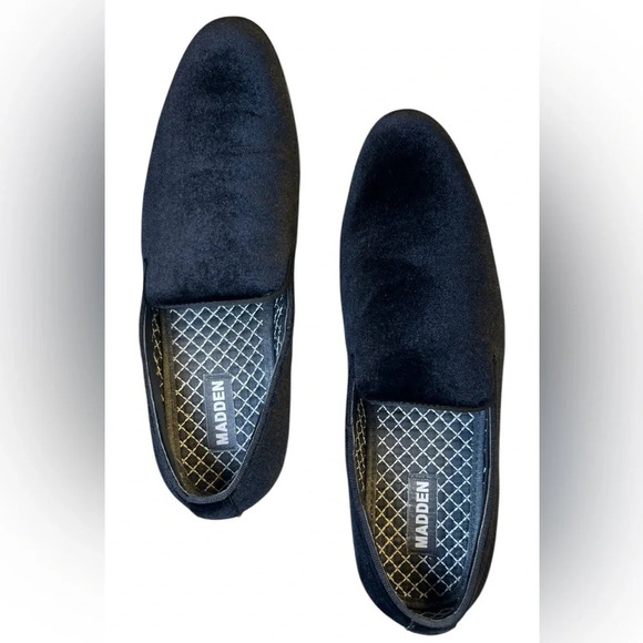 Steve Madden | Men’s Laight Velvet Loafers - Picture 3 of 7